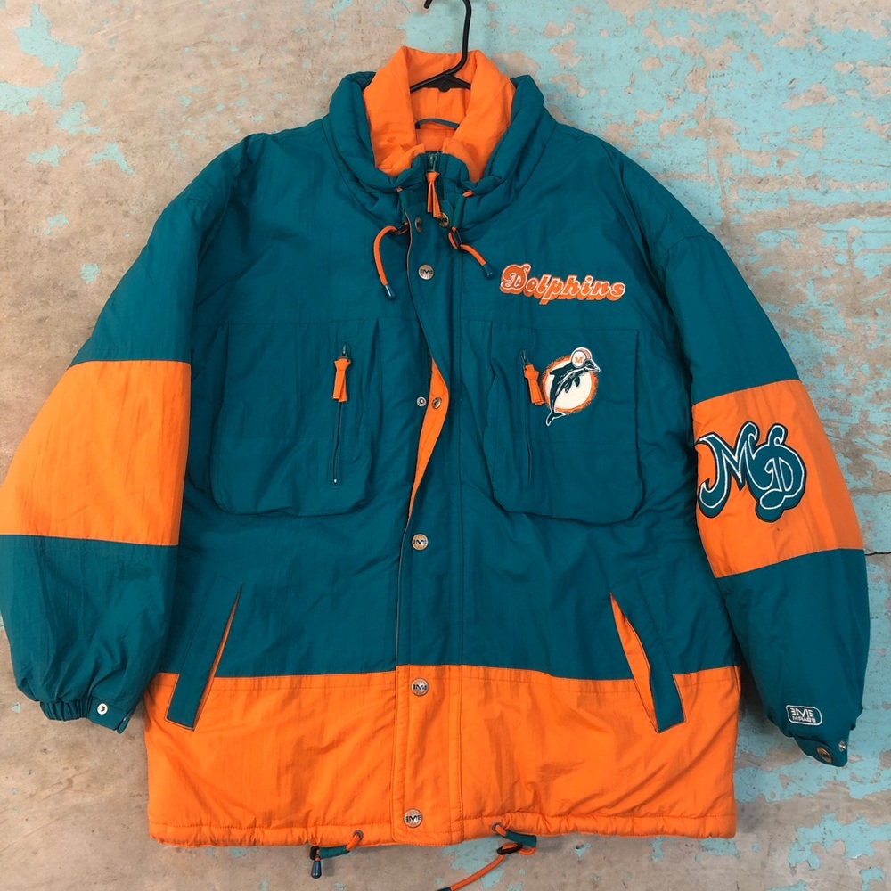 Vintage Mirage NFL Daulphins Puffer Jacket!